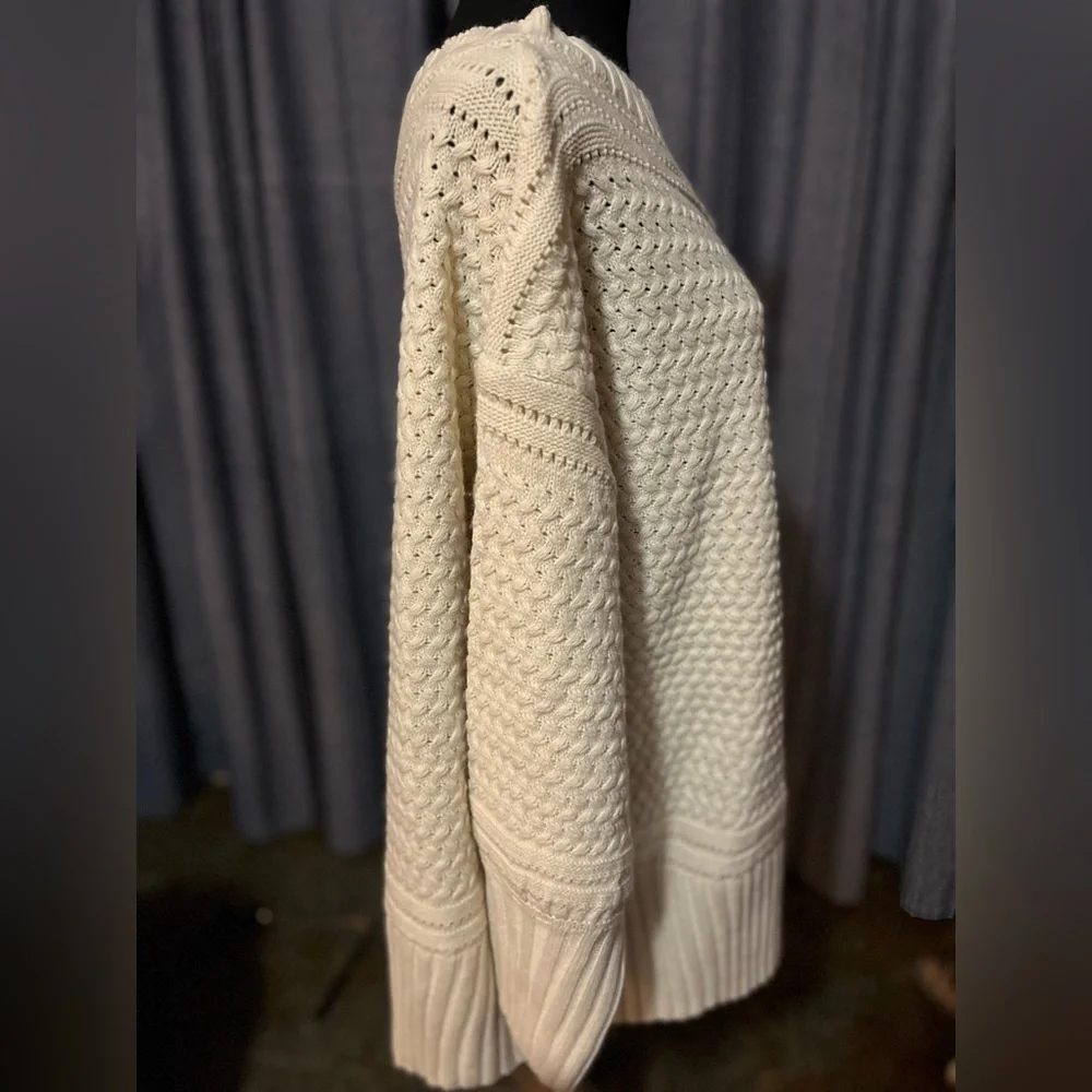 Brand: Promesa, size large cream colored sweater - Picture 5 of 5